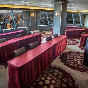 אתר נופש The Strat Hotel, Casino & Tower לאס וגאס